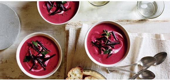 Red beet soup